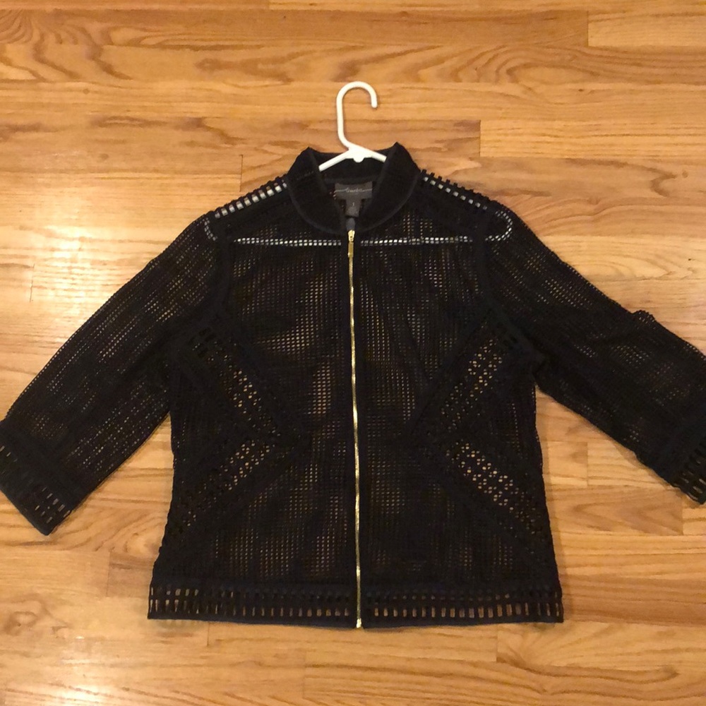 Travelers by Chico’s Navy Gold Zipper 3/4 Sleeve